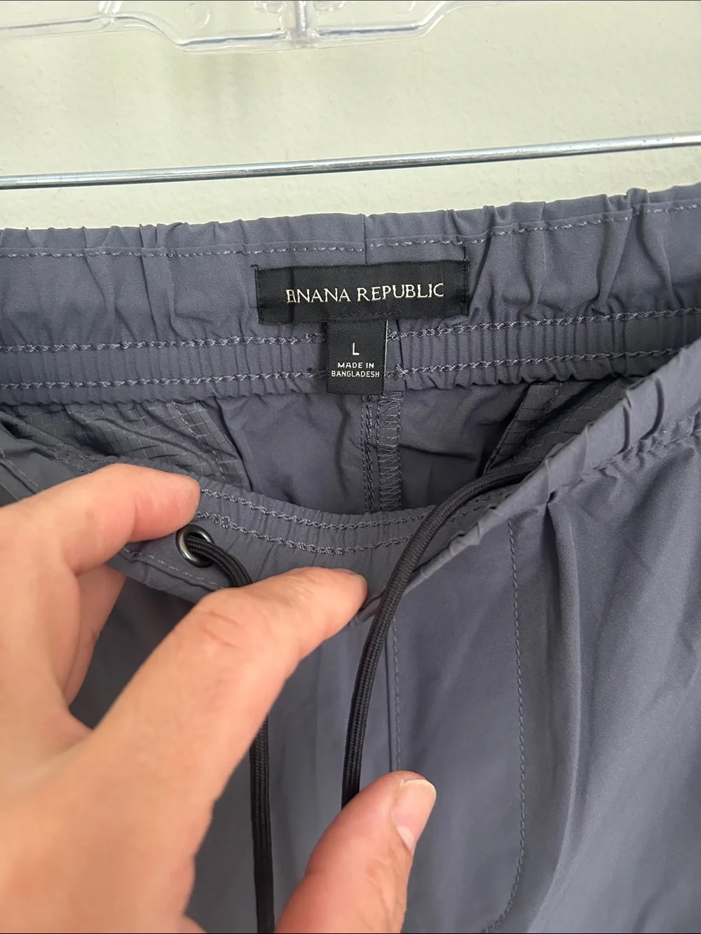 Banana Republic Men's Charcoal Elastic-Waist Jogger Pants